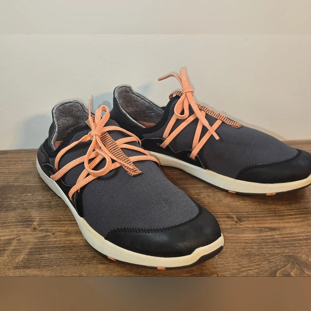 OluKai Miki Li Sneakers Women's Size 8.5 - Picture 2 of 11